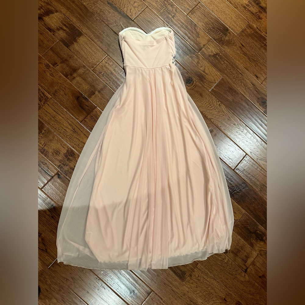 Pale Pink Dress - Picture 5 of 6
